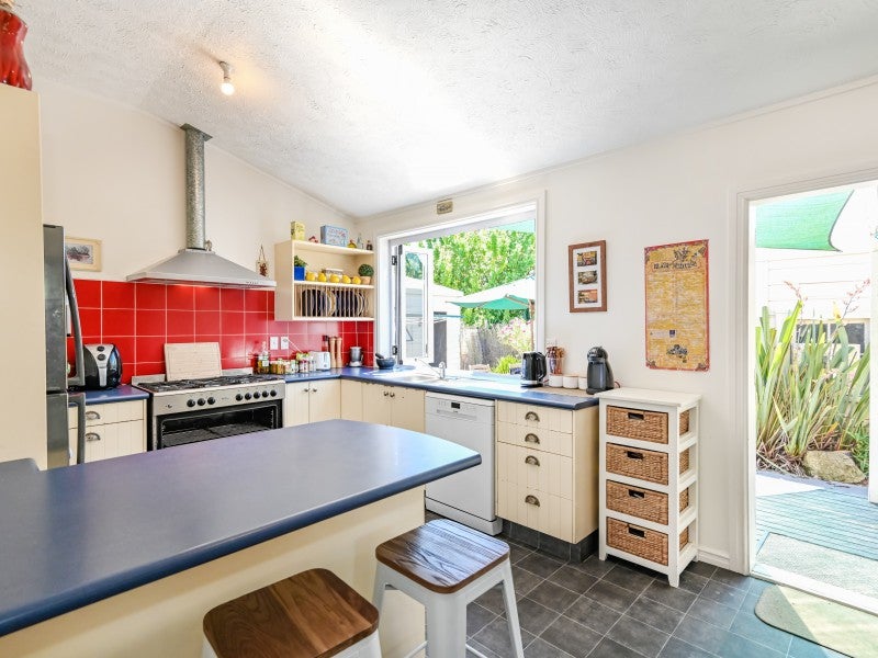 301 Park Road South, Akina, Hastings - Carousel 2