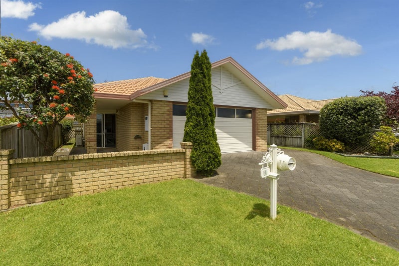 15 Lilac Place, Otumoetai, Tauranga - Carousel 17