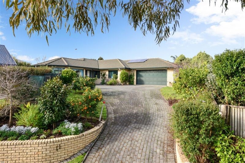 11 Jersey Place, Grandview Heights, Hamilton - Carousel 1