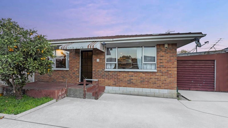 2/139 Shirley Road, Papatoetoe, Auckland - Carousel 1