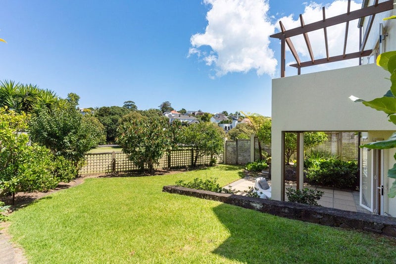61A Atkin Avenue, Mission Bay, Auckland - Carousel 2