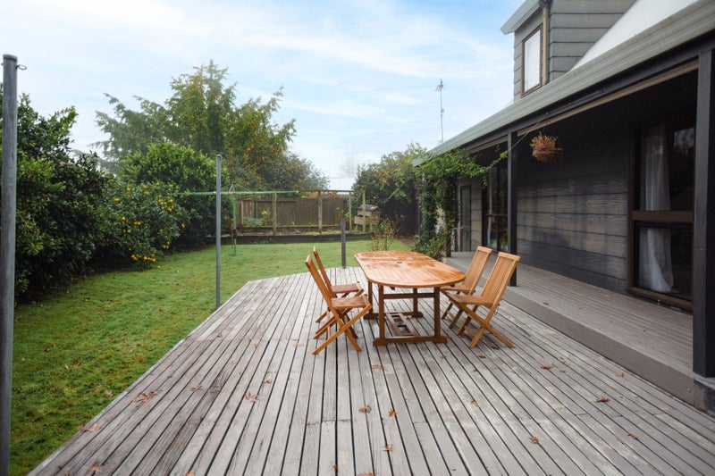 10 Ensign Place, Flagstaff, Hamilton - Carousel 1