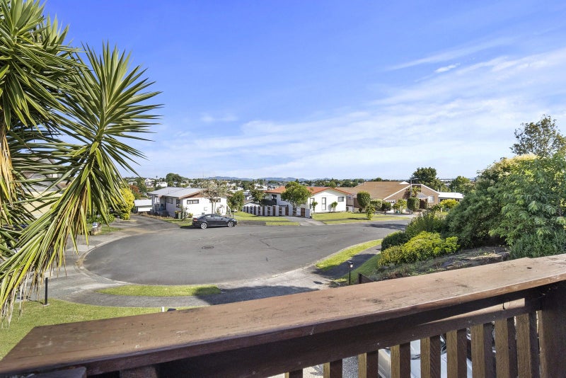 29 Velma Crescent, Nawton, Hamilton - Carousel 13