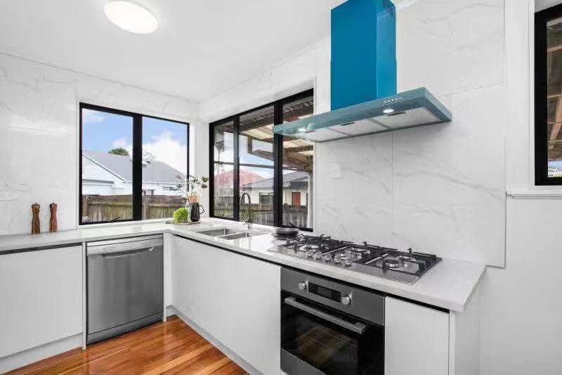 1/72 Tui Road, Papatoetoe, Auckland - Carousel 2