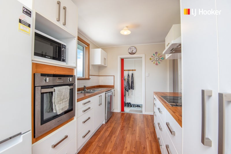 59 Columba Avenue, Calton Hill, Dunedin - Carousel 2