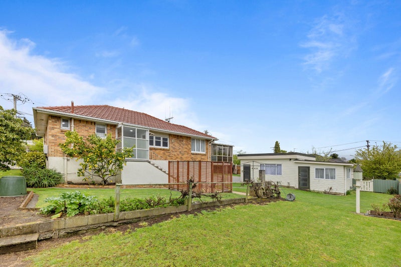 5 Johnsview Terrace, Hillcrest, Hamilton - Carousel 30