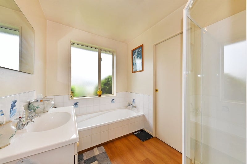 19 Seymour Street, Hornby, Christchurch - Carousel 15