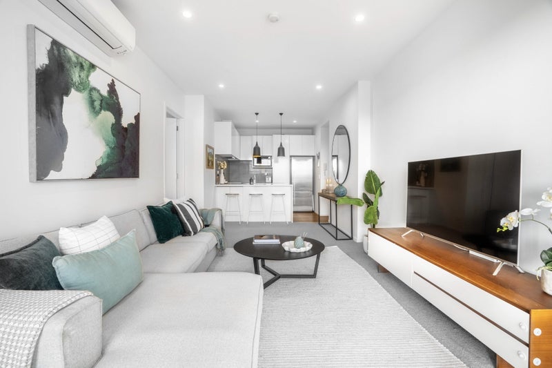 102/26B Racecourse Parade, Avondale, Auckland - Carousel 2