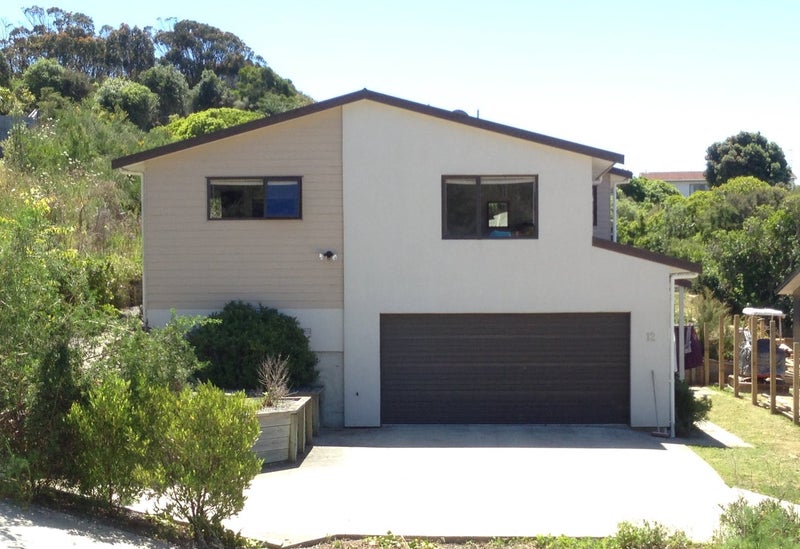 12 Abbey Way, Whitby, Porirua - Carousel 1