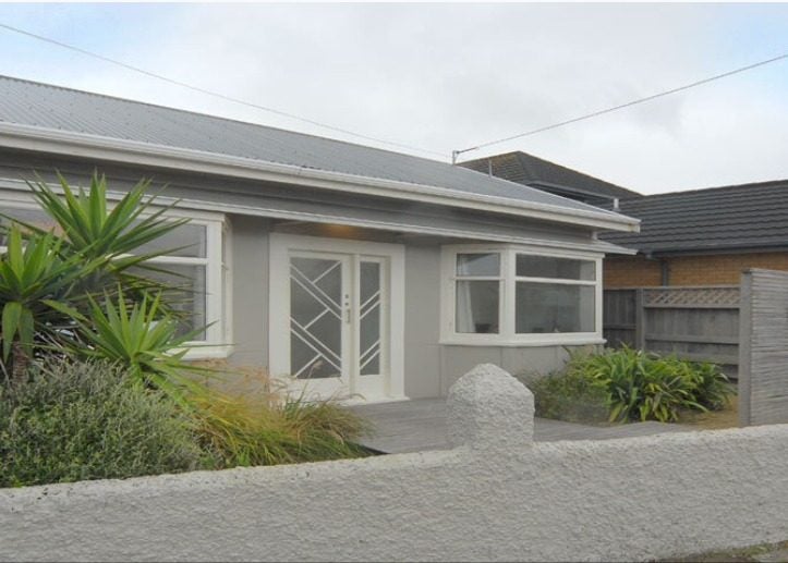 76 Apu Crescent, Lyall Bay, Wellington - Carousel 13