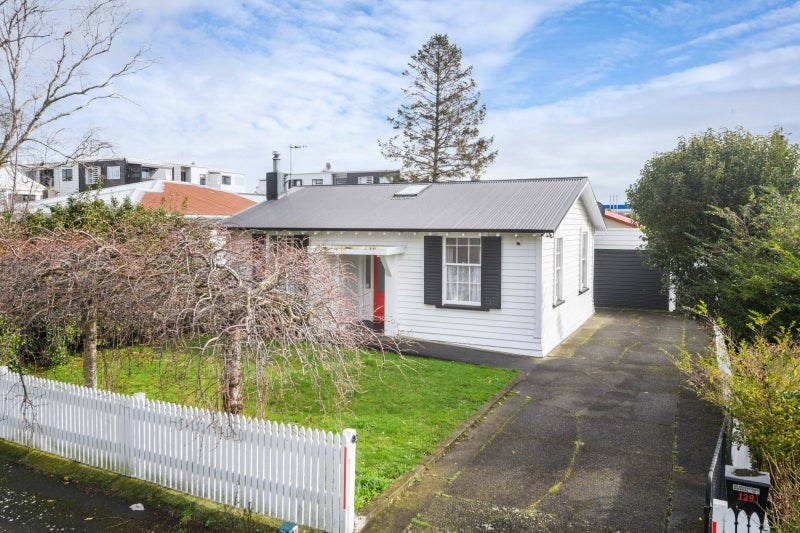 129 Church Street, West End, Palmerston North - Carousel 2