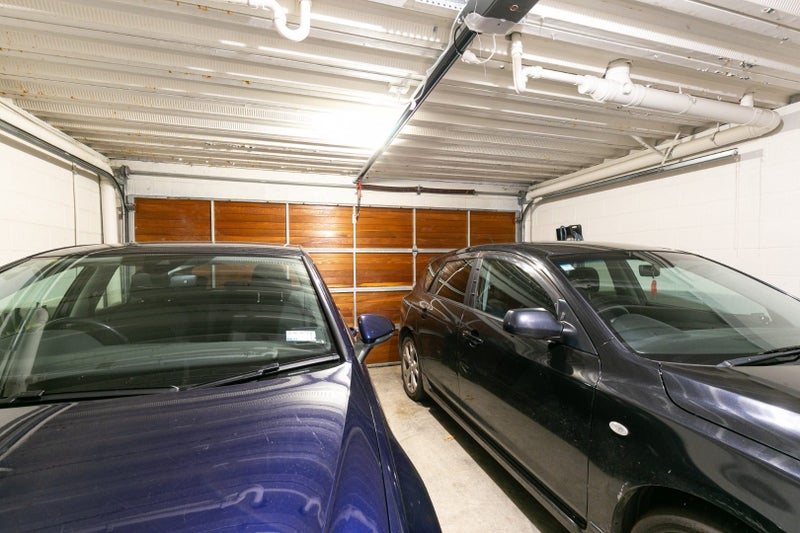 13/93A Kelburn Parade, Kelburn, Wellington - Carousel 14