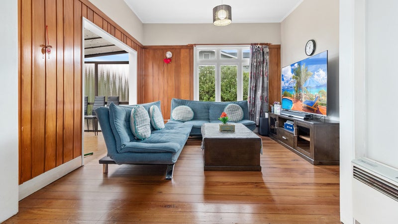 97 Taylor Street, Blockhouse Bay, Auckland - Carousel 2