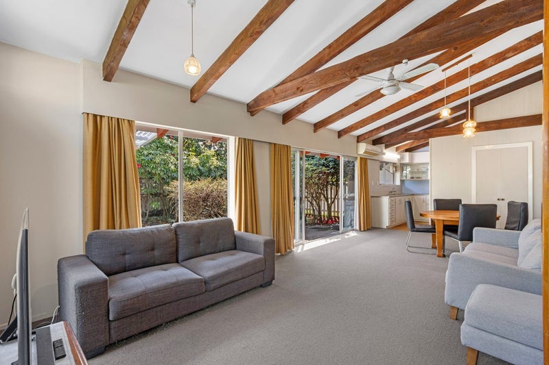 2/8 Witbrock Crescent, Burnside, Christchurch - Carousel 2