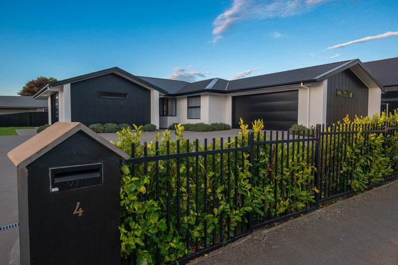 4 Cuddie Close, East Taieri, Mosgiel - Carousel 1