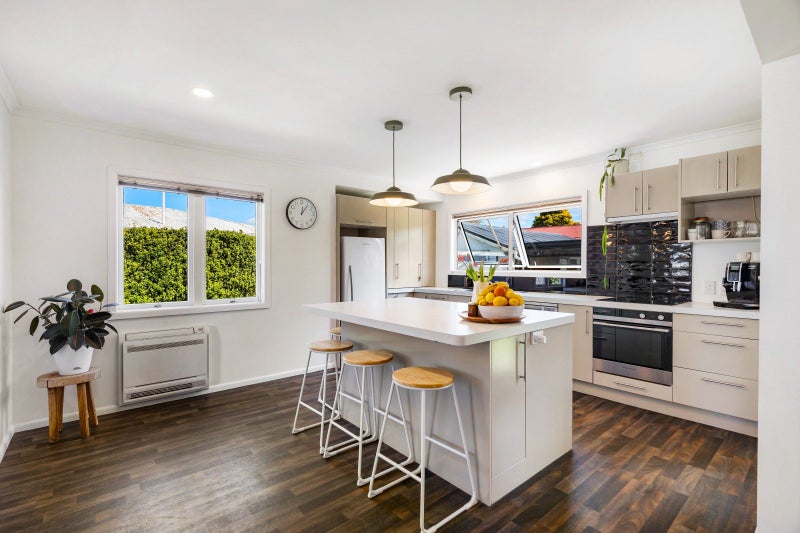 211 Lumsden Road, Akina, Hastings - Carousel 2