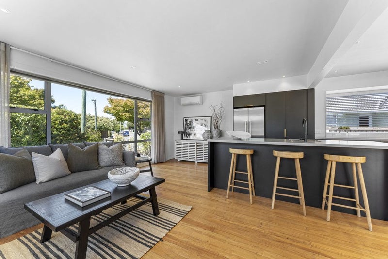 23 Leo Street, Bishopdale, Christchurch - Carousel 1