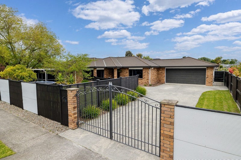 7 Pegasus Place, Kelvin Grove, Palmerston North - Carousel 1