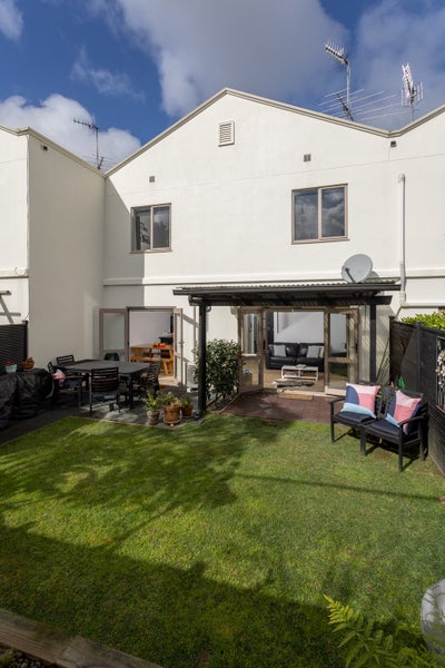 18J Hudson Street, Ellerslie, Auckland - Carousel 22