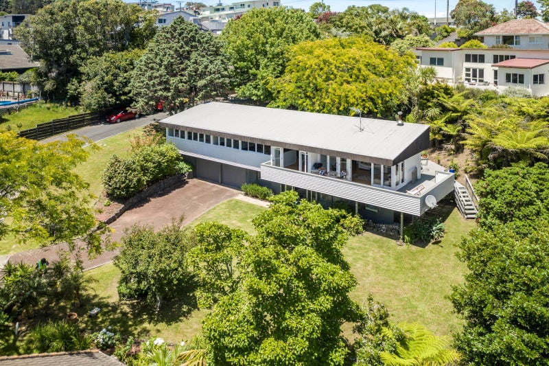 2 Pine Hill Crescent, Browns Bay, Auckland - Carousel 2