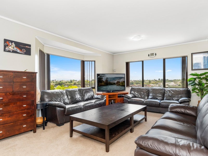 4B Cynthia Place, Bellevue, Tauranga - Carousel 1