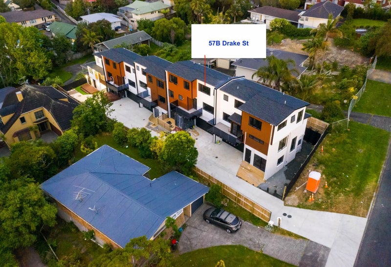 57B Drake Street, Howick, Auckland - Carousel 1