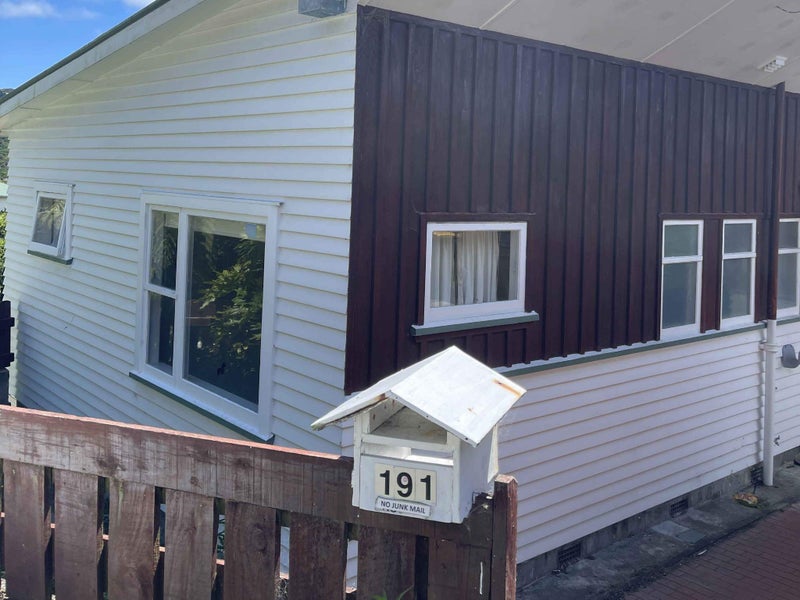 191 Pembroke Road, Wilton, Wellington - Carousel 1