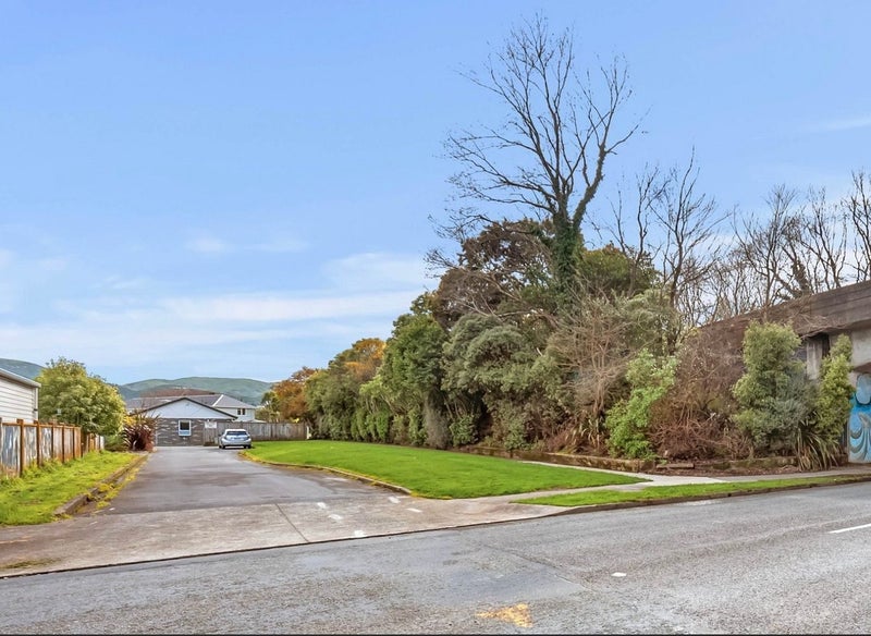 6/66 Daysh Street, Avalon, Lower Hutt - Carousel 14