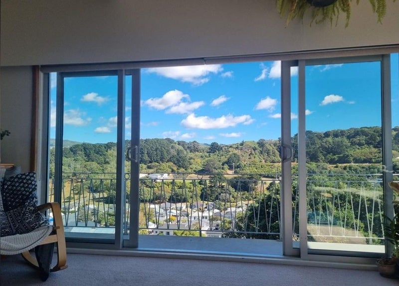 48 Overtoun Terrace, Hataitai, Wellington - Carousel 2
