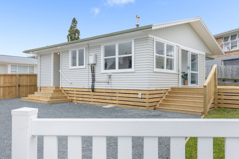 48 Chatsfield Drive, Te Awamutu, Te Awamutu - Carousel 1