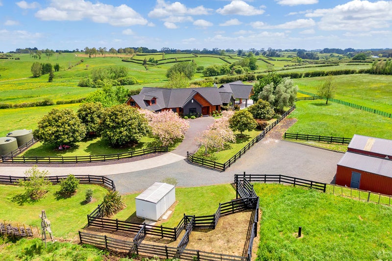 67B Ernest George Drive, Karaka, Papakura - Carousel 2