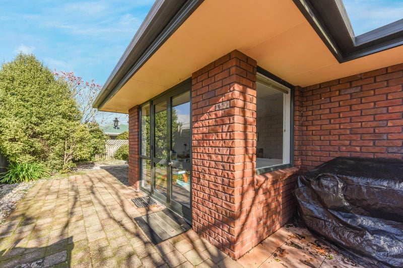 2 Harcourt Place, Wakefield - Carousel 19