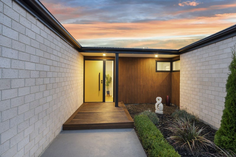 22 Eleanor Lane, Casebrook, Christchurch - Carousel 2