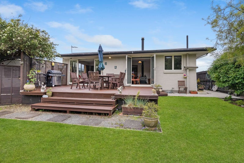 118 Warren Crescent, Hillmorton, Christchurch - Carousel 2