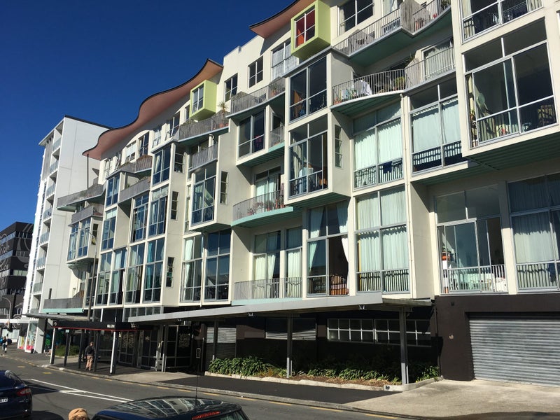 1H/51 Webb St, Mount Cook, Wellington - Carousel 12