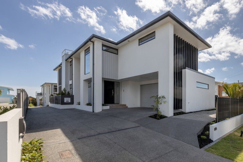 1015 Papamoa Beach Road, Papamoa Beach, Papamoa - Carousel 2