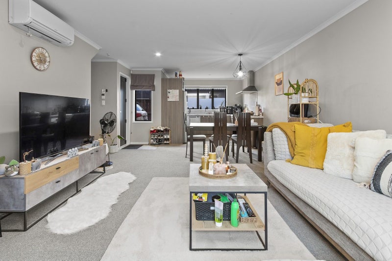 3/30 Willoughby Street, Whitiora, Hamilton - Carousel 1