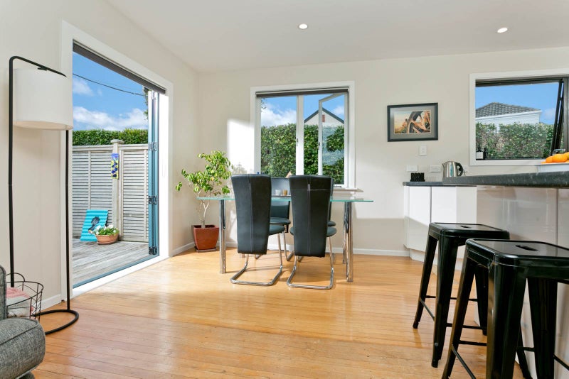 4 Trinidad Road, Sunnynook, Auckland - Carousel 2
