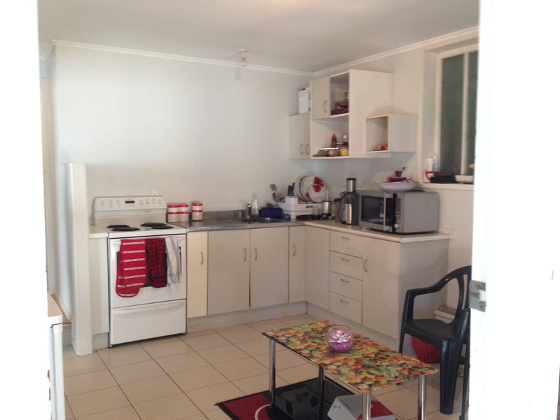 48 Hillsborough Road, Hillsborough, Auckland - Carousel 2