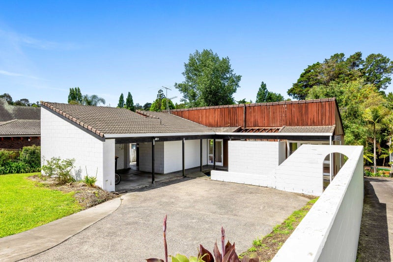 148 Stapleford Crescent, Browns Bay, Auckland - Carousel 2