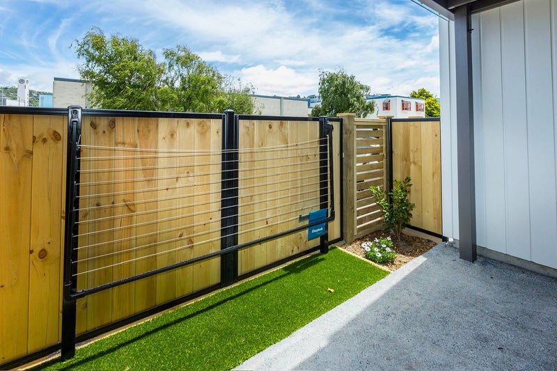 8/1 Myrtle Street, Hutt Central, Lower Hutt - Carousel 2