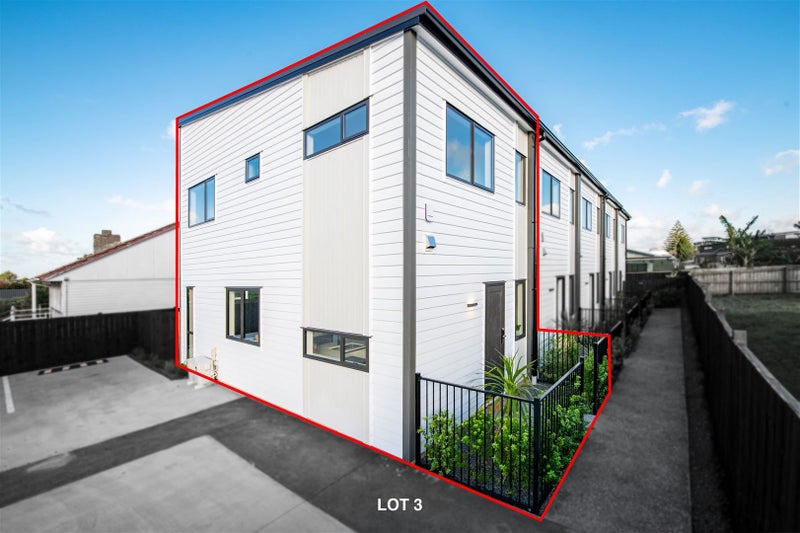 3/69 Wharf Road, Te Atatu Peninsula, Auckland - Carousel 1