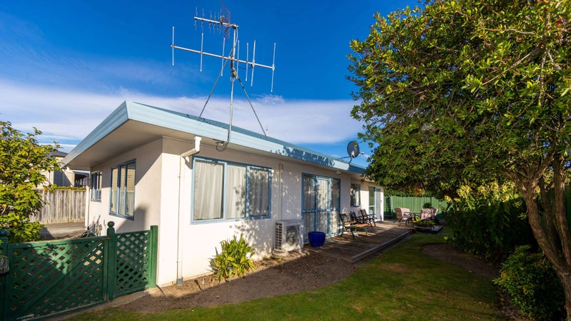 2/189 Gloucester Street, Taradale, Napier - Carousel 1