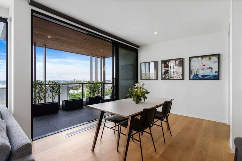 2/2 Turakina Street, Grey Lynn, Auckland - Carousel 2