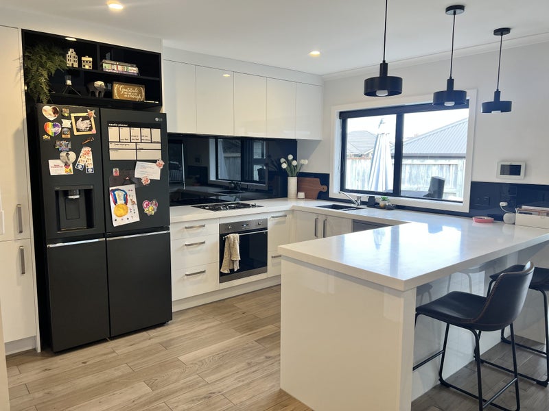 3 Wetherby Road, Flagstaff, Hamilton - Carousel 2