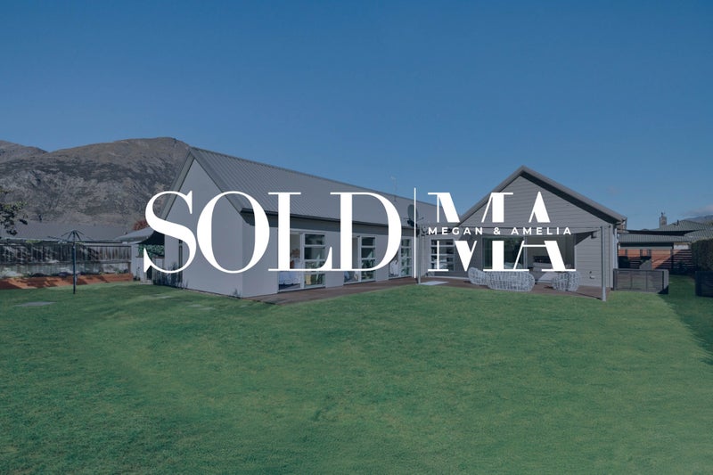 11 Haddow's Place, Lake Hayes, Queenstown - Carousel 1