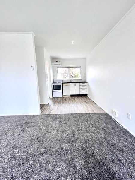 2/12 Aramoana Avenue, Devonport, Auckland - Carousel 8