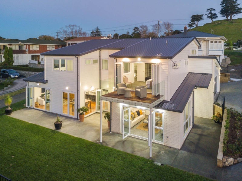 30B Taylor Road, Mangere Bridge,  Auckland - Carousel 2