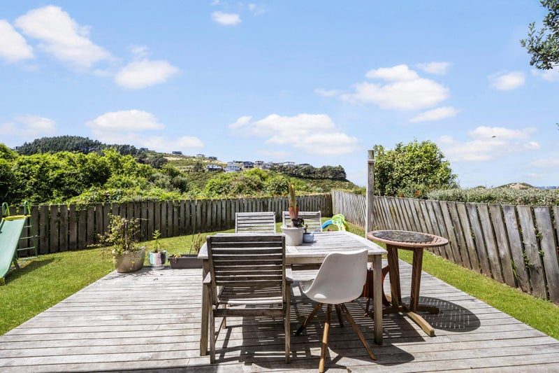 27 Kitchener Terrace, Johnsonville, Wellington - Carousel 2