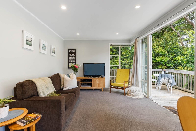 1/14 Glenbush Place, Birkenhead, Auckland - Carousel 2